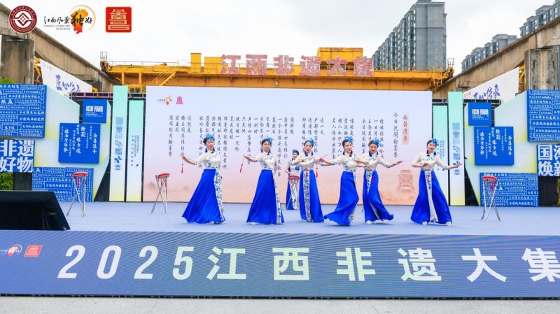 以文促产新范式招商蛇口东湖意库打造非遗创新盛宴